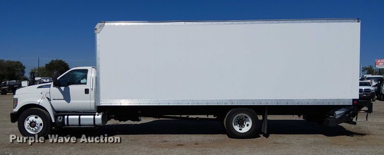 image for item NU9749 2016 Ford F650 Super Duty box truck