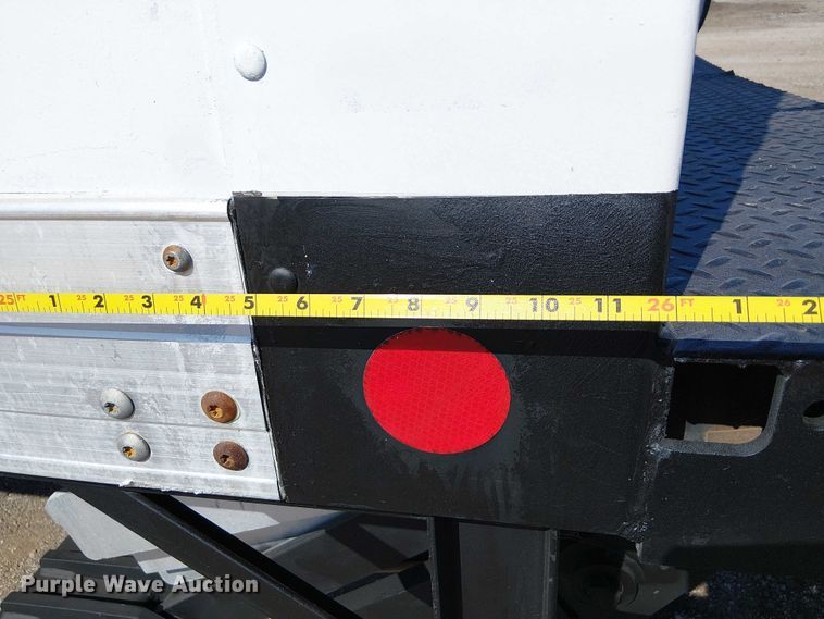 image for item NU9749 2016 Ford F650 Super Duty box truck