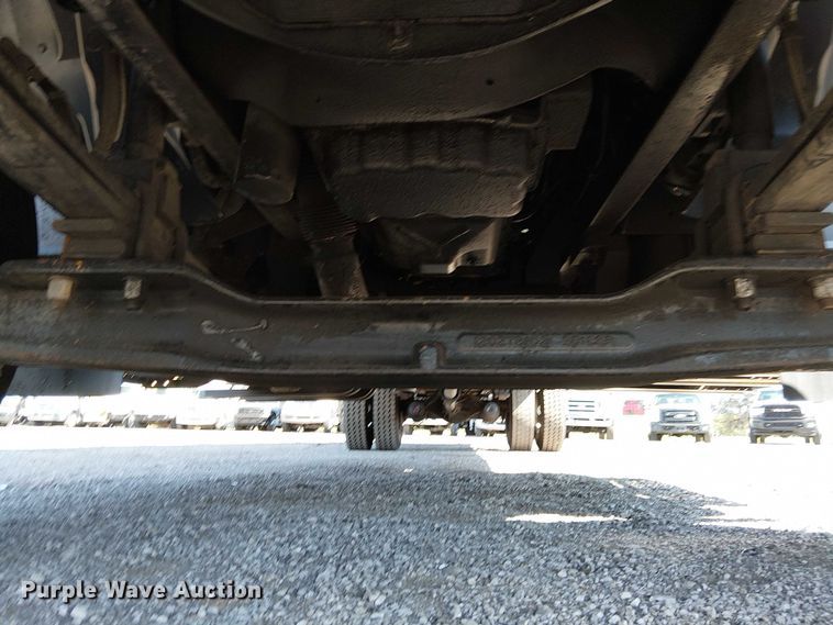 image for item NU9749 2016 Ford F650 Super Duty box truck