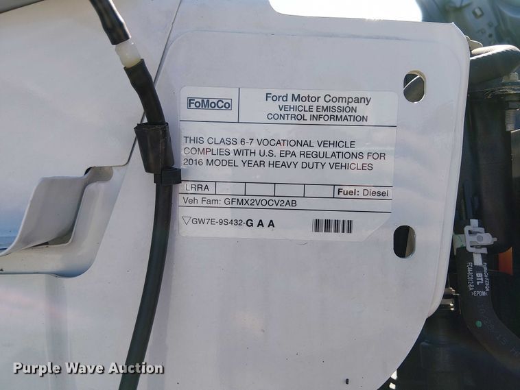 image for item NU9749 2016 Ford F650 Super Duty box truck