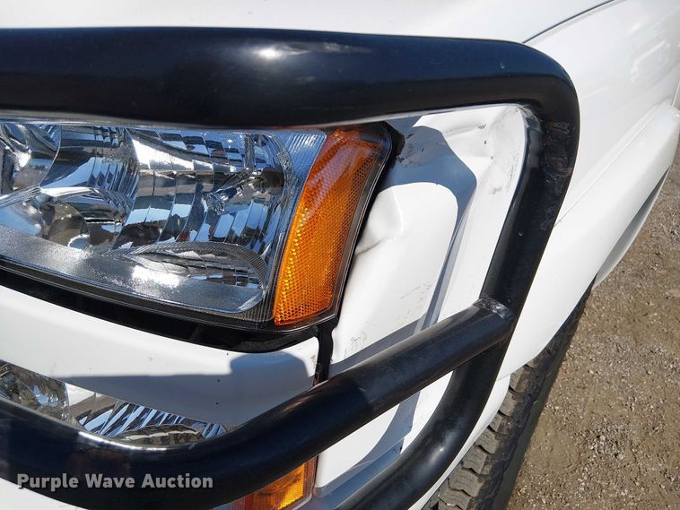 image for item NU9750 2007 Chevrolet Silverado 1500 Crew Cab pickup truck