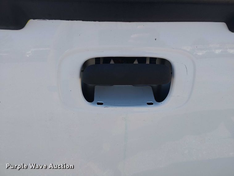 image for item NU9750 2007 Chevrolet Silverado 1500 Crew Cab pickup truck