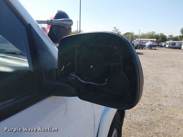 image for item NU9750 2007 Chevrolet Silverado 1500 Crew Cab pickup truck