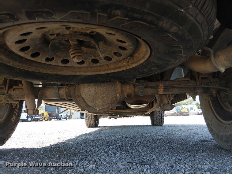 image for item NU9750 2007 Chevrolet Silverado 1500 Crew Cab pickup truck