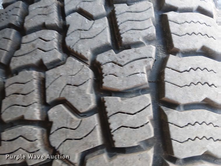 image for item NU9750 2007 Chevrolet Silverado 1500 Crew Cab pickup truck