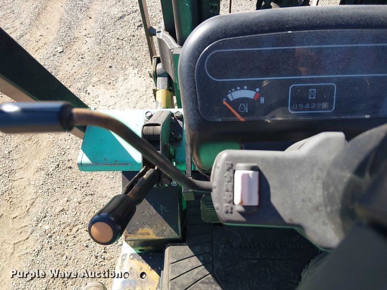 image for item NU9753 Mitsubishi FG025K forklift