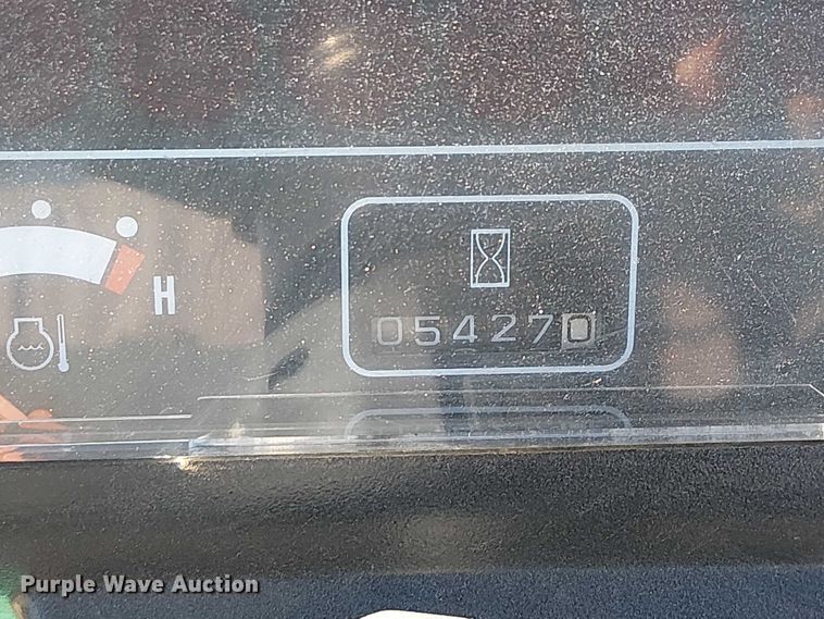 image for item NU9753 Mitsubishi FG025K forklift