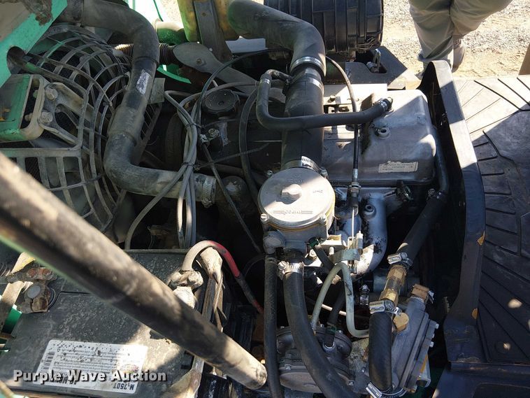 image for item NU9753 Mitsubishi FG025K forklift