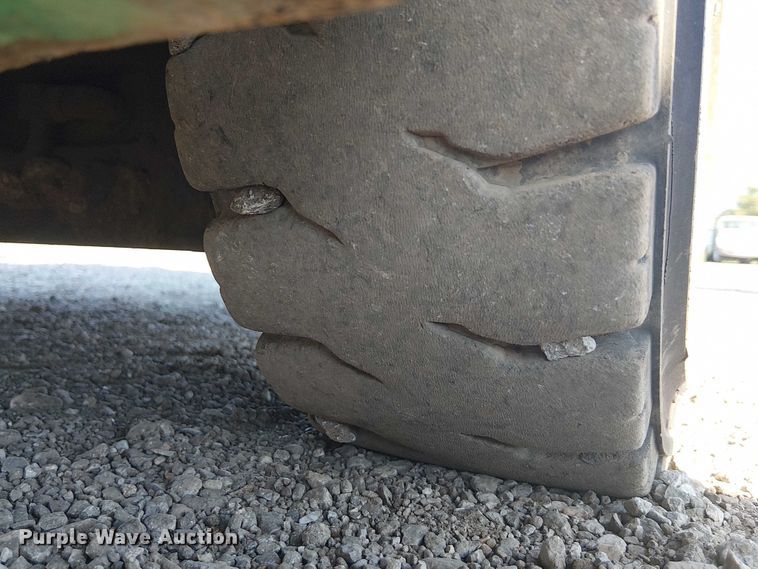 image for item NU9753 Mitsubishi FG025K forklift