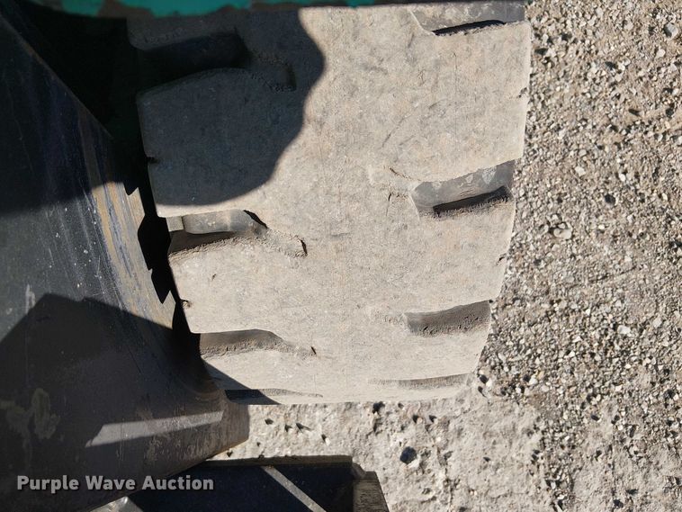 image for item NU9753 Mitsubishi FG025K forklift