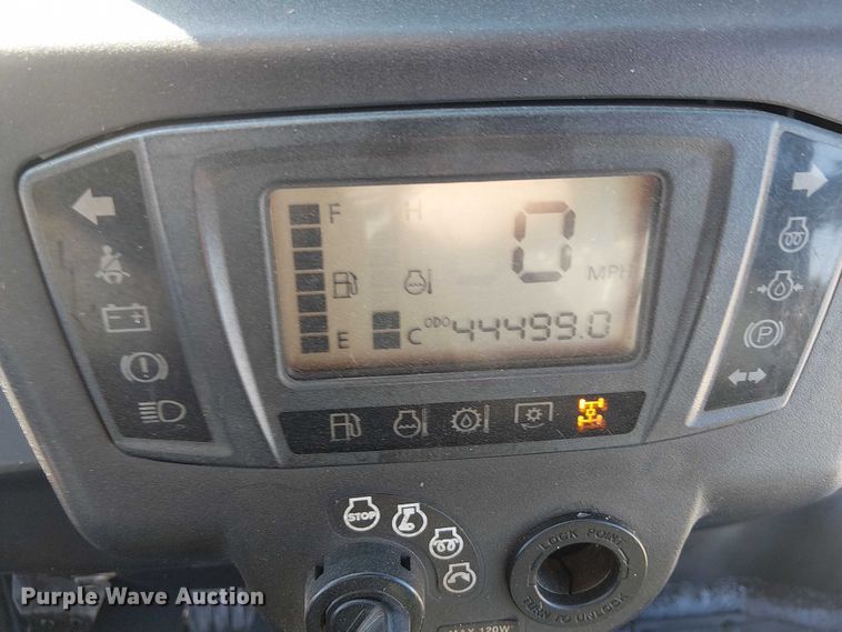 image for item NU9754 2015 Kubota RTV-X1100C utility vehicle