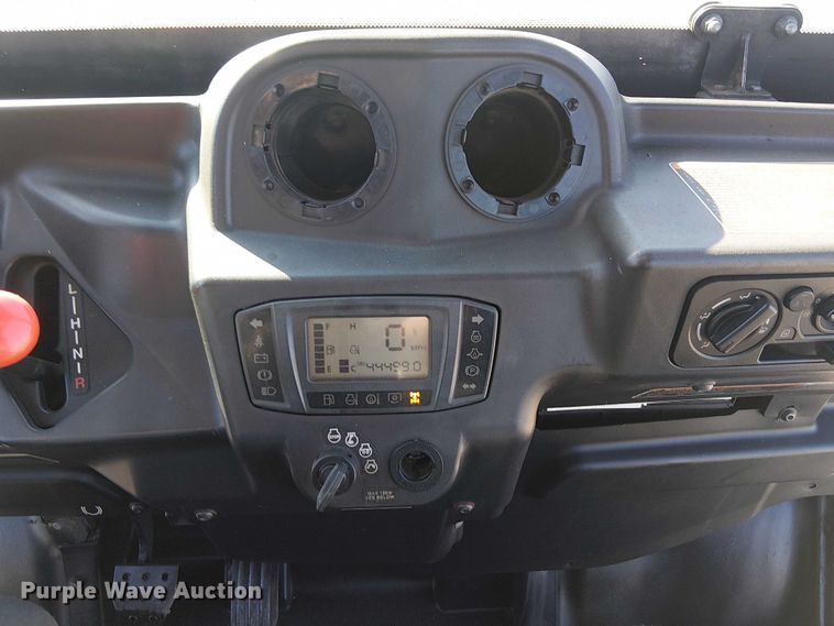 image for item NU9754 2015 Kubota RTV-X1100C utility vehicle