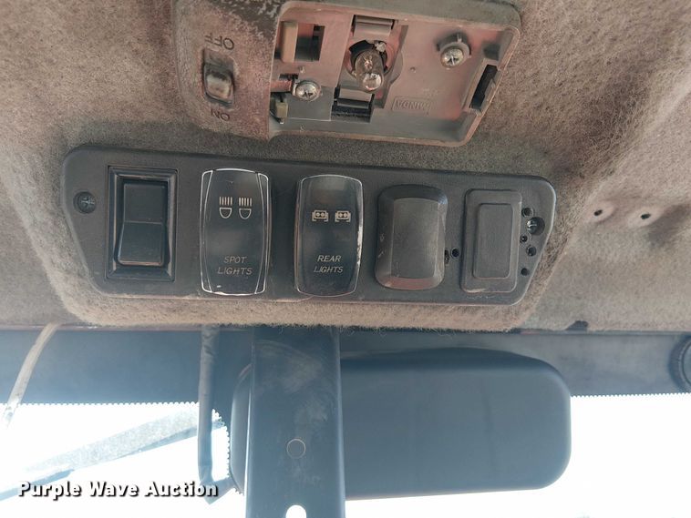 image for item NU9754 2015 Kubota RTV-X1100C utility vehicle