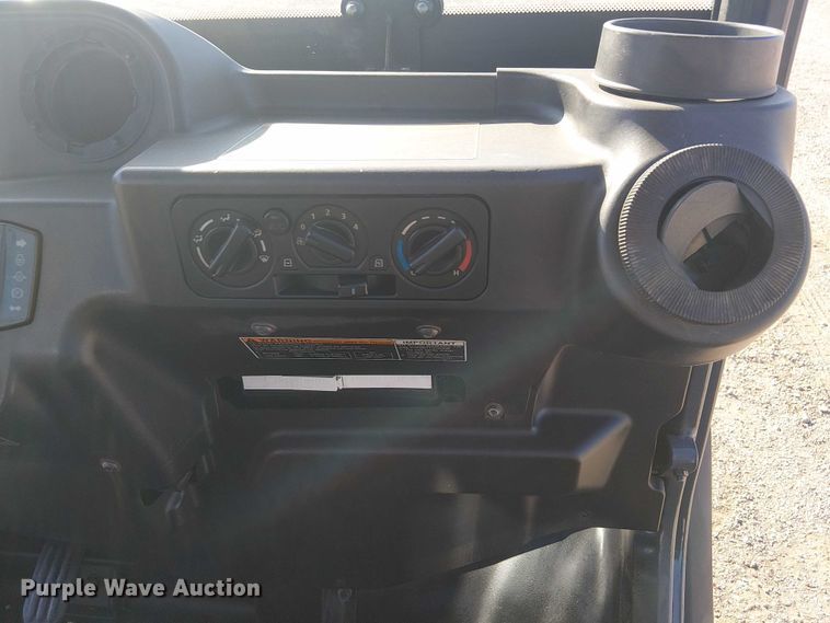 image for item NU9754 2015 Kubota RTV-X1100C utility vehicle