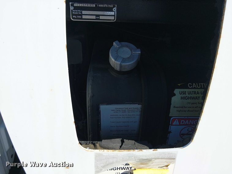 image for item NU9757 2009 International 4300 street sweeper truck