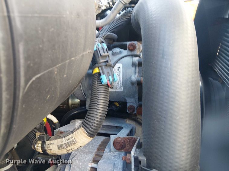 image for item NU9757 2009 International 4300 street sweeper truck