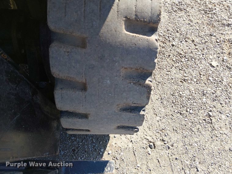 image for item NU9758 1997 Hyster H60XM forklift