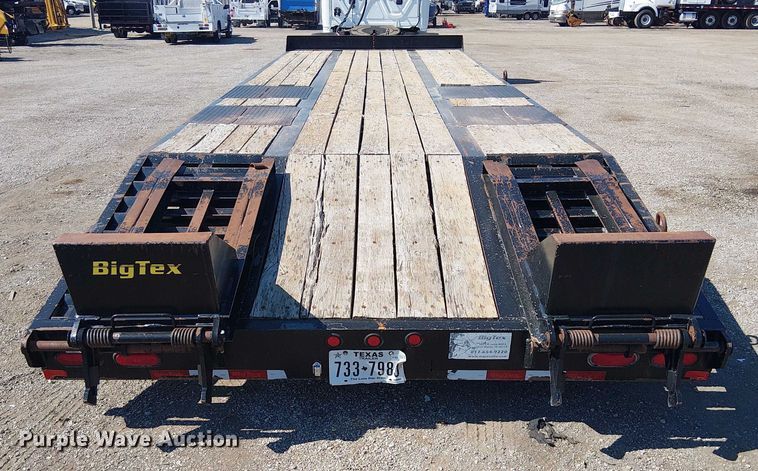 image for item NU9760 2013 Big Tex 4XPH equipment trailer
