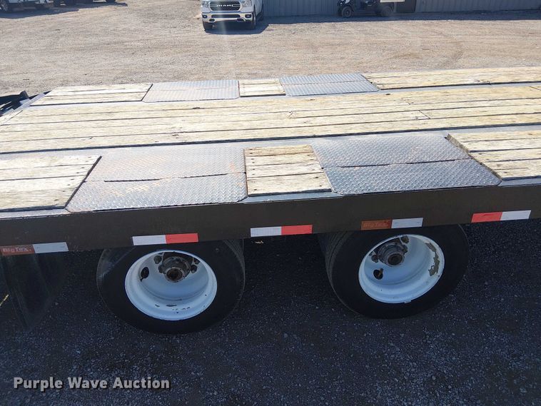 image for item NU9760 2013 Big Tex 4XPH equipment trailer