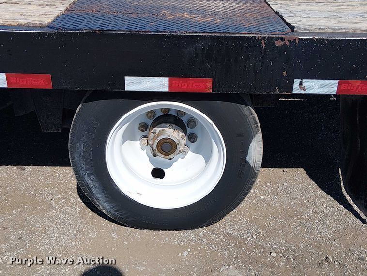 image for item NU9760 2013 Big Tex 4XPH equipment trailer