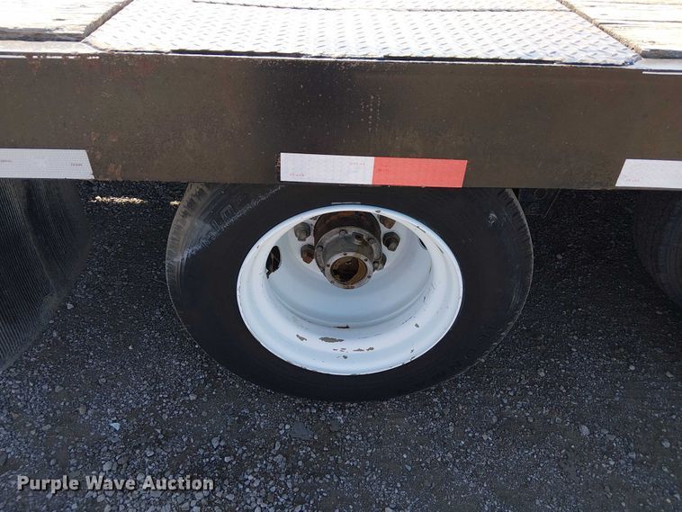 image for item NU9760 2013 Big Tex 4XPH equipment trailer