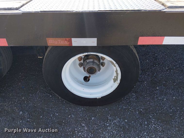 image for item NU9760 2013 Big Tex 4XPH equipment trailer