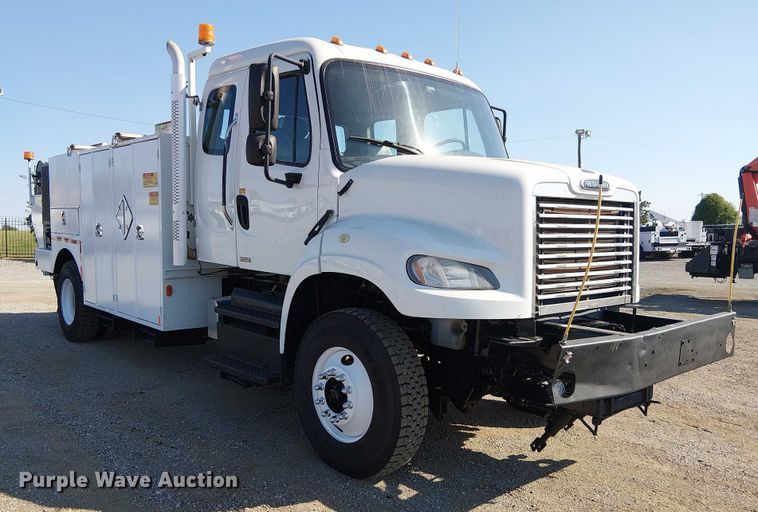 image for item NU9768 2012 Freightliner Business Class M2 utility / service truck