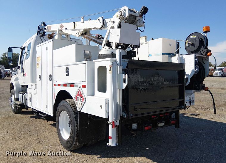 image for item NU9768 2012 Freightliner Business Class M2 utility / service truck