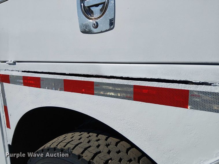 image for item NU9768 2012 Freightliner Business Class M2 utility / service truck