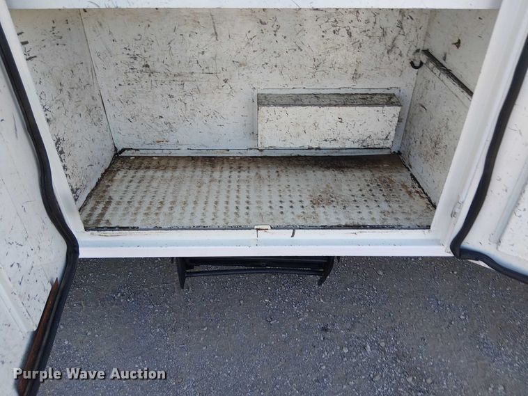 image for item NU9768 2012 Freightliner Business Class M2 utility / service truck