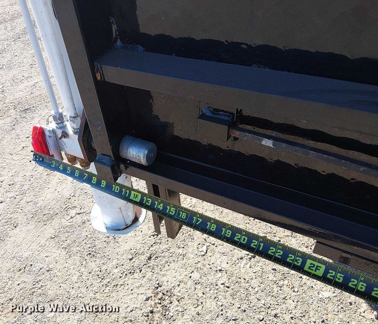 image for item NU9768 2012 Freightliner Business Class M2 utility / service truck