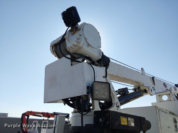 image for item NU9768 2012 Freightliner Business Class M2 utility / service truck