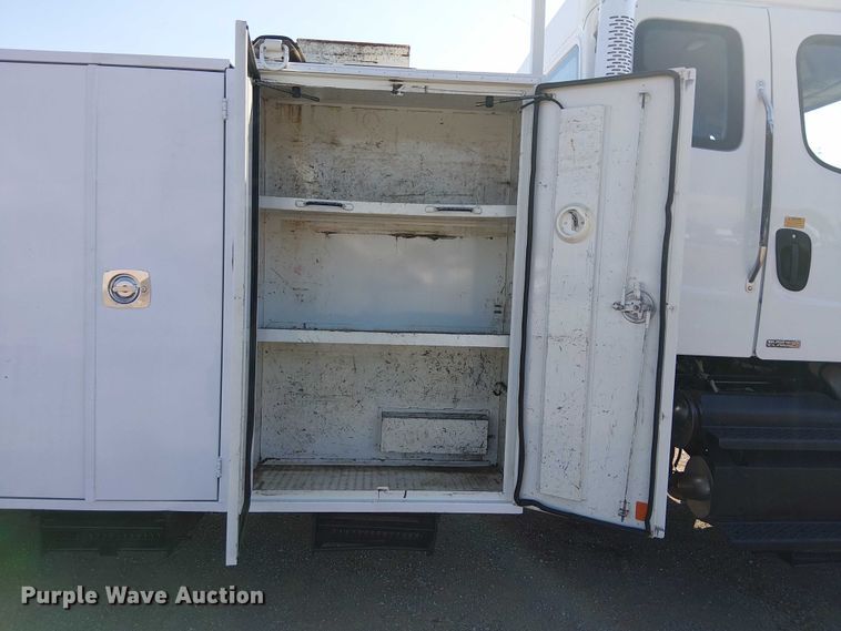 image for item NU9768 2012 Freightliner Business Class M2 utility / service truck