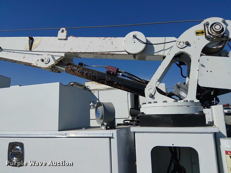 image for item NU9768 2012 Freightliner Business Class M2 utility / service truck