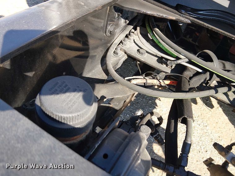 image for item NU9768 2012 Freightliner Business Class M2 utility / service truck