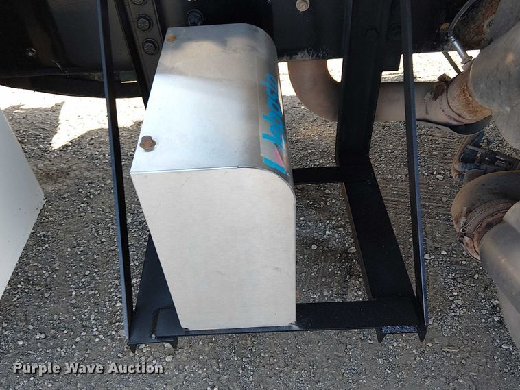 image for item NU9768 2012 Freightliner Business Class M2 utility / service truck