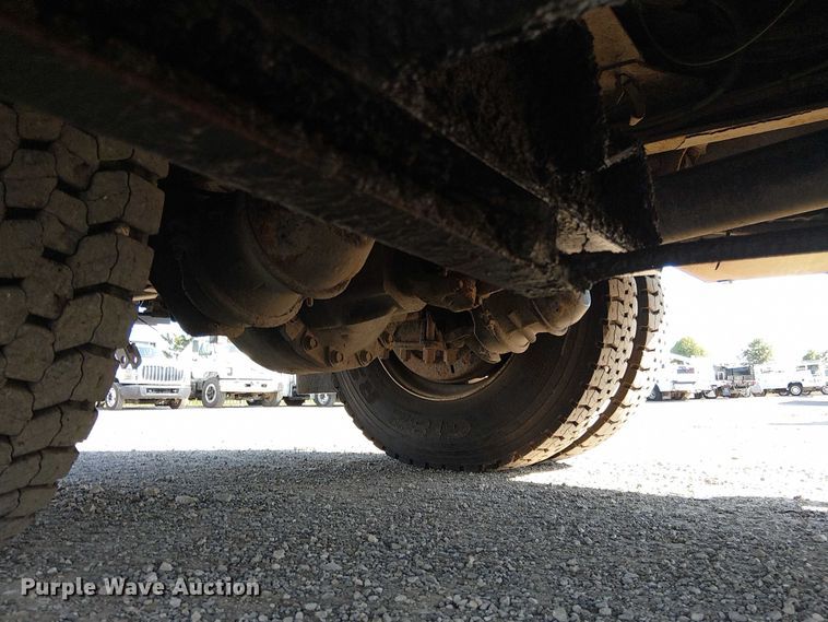 image for item NU9768 2012 Freightliner Business Class M2 utility / service truck