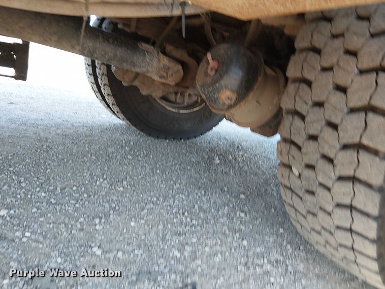 image for item NU9768 2012 Freightliner Business Class M2 utility / service truck