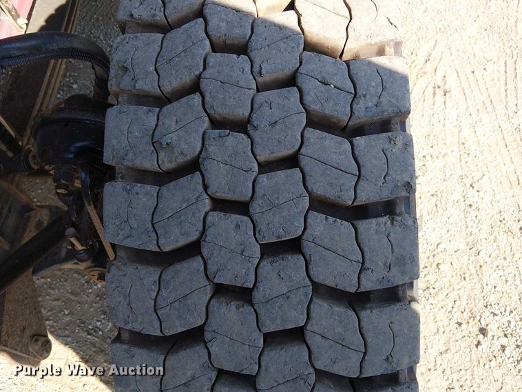 image for item NU9768 2012 Freightliner Business Class M2 utility / service truck