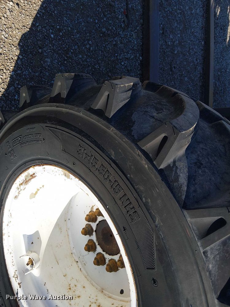 image for item NU9772 2003 Moffett M5500 forklift