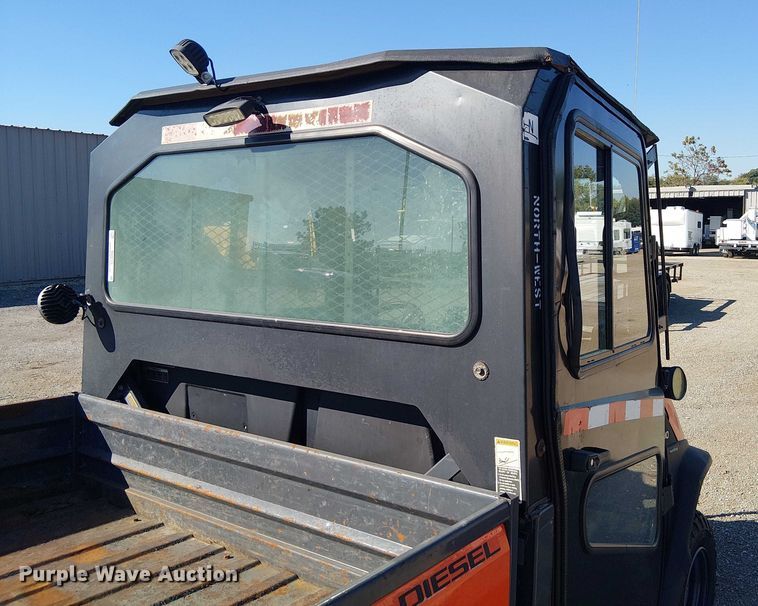 image for item NU9773 2014 Kubota RYV-X900 utility vehicle