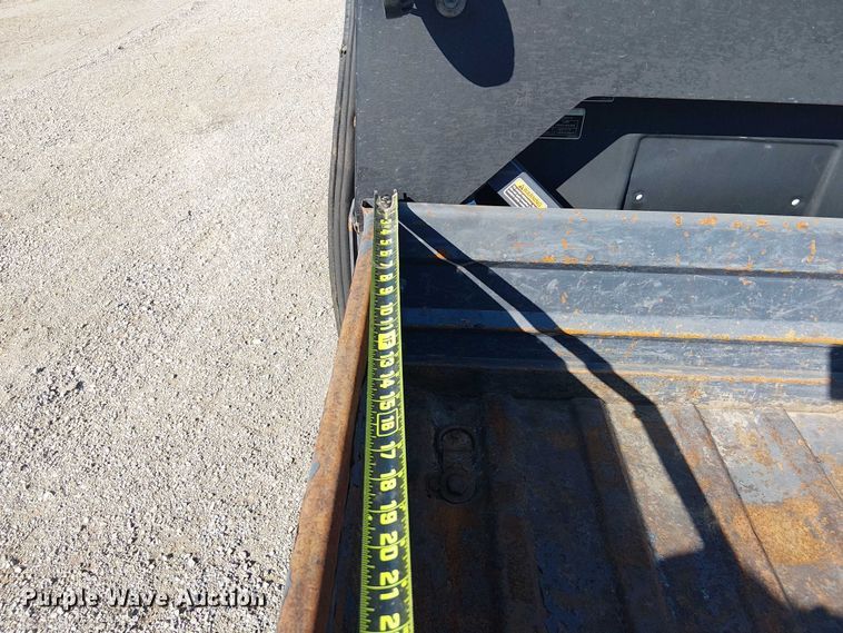 image for item NU9773 2014 Kubota RYV-X900 utility vehicle