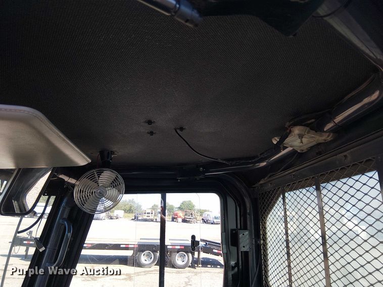 image for item NU9773 2014 Kubota RYV-X900 utility vehicle