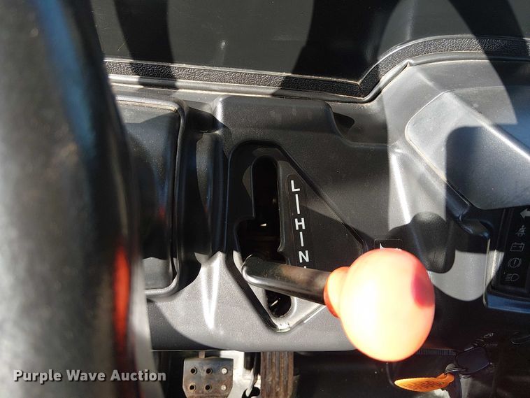 image for item NU9773 2014 Kubota RYV-X900 utility vehicle