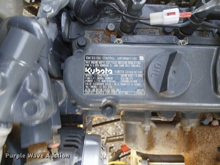 image for item NU9773 2014 Kubota RYV-X900 utility vehicle