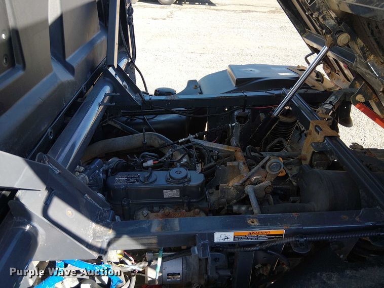 image for item NU9773 2014 Kubota RYV-X900 utility vehicle