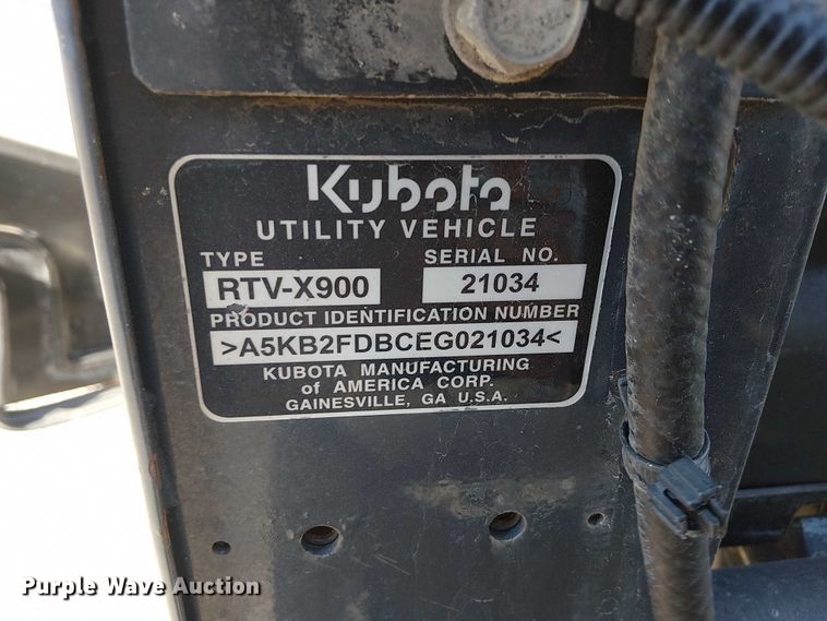 image for item NU9773 2014 Kubota RYV-X900 utility vehicle