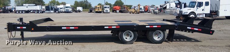 image for item NU9775 2007 Interstate  equipment trailer