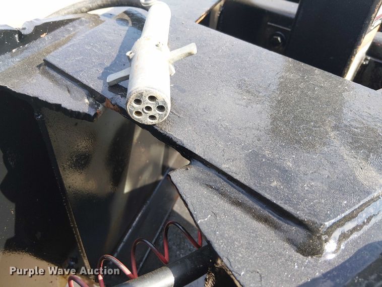 image for item NU9775 2007 Interstate  equipment trailer