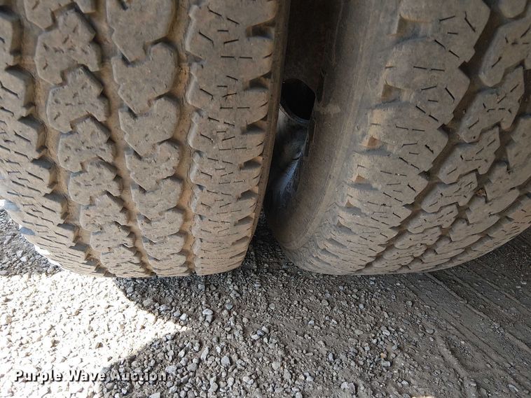 image for item NU9775 2007 Interstate  equipment trailer